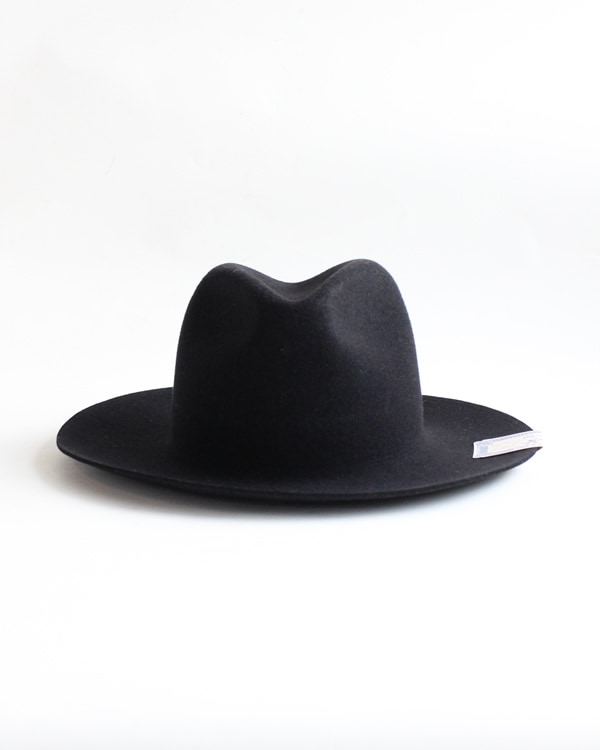 THE H.W.DOG & Co. ザ エイチダブリュー ドッグアンドコー｜TRAVELERS
