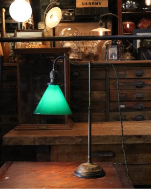 "FARIES" Carved Arm Table Lamp AFARIESҥơ֥A