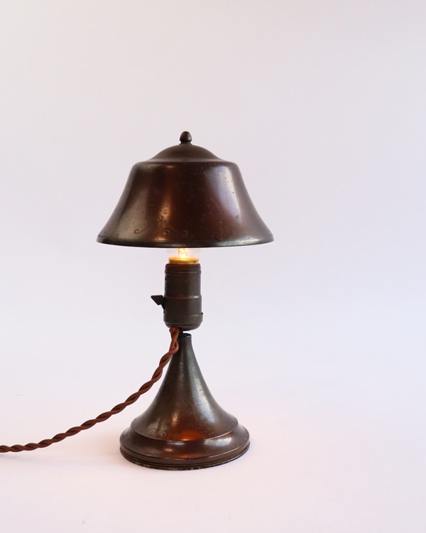 Small Brown Table Lamp｜ブラウンカラーのテーブルランプ