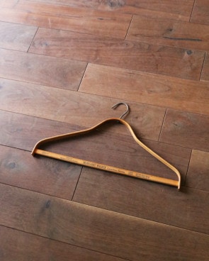 Wood Hanger C�������ϥ󥬡� C