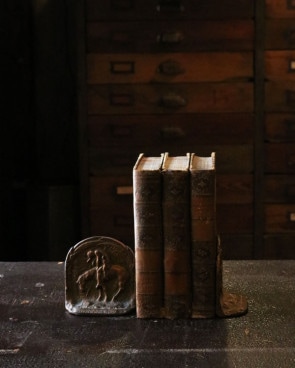 Horse Bookend set｜馬モチーフのブックエンド