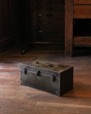 Metal Tool Box A��Ŵ���ġ���ܥå��� A