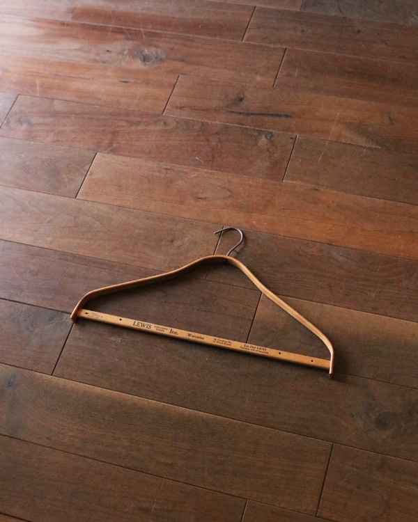 Wood Hanger A｜木製ハンガー A