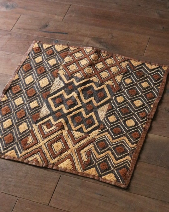 kuba cloth / クバ布 | tadekui