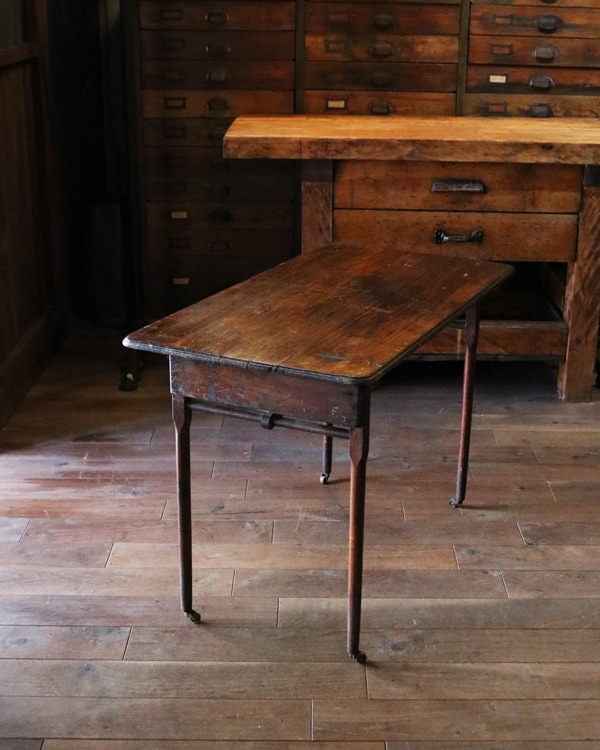 【美品】和裁机 ソーイングデスク 昭和レトロ 木製 裁縫机 折りたたみ テーブル Folding sewing table｜折りたたみテーブル