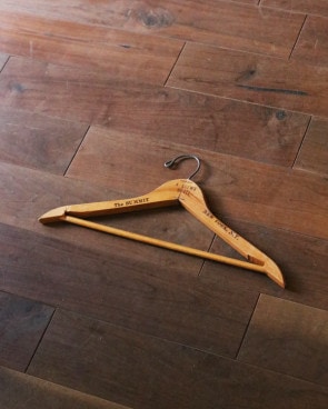 Wood Hanger C�������ϥ󥬡� C