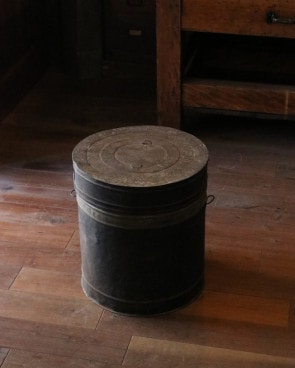 Galvanized Container with lid�å֥ꥭ����ƥ�