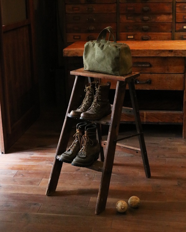 ステップラダー　アンティーク ステップラダー/アンティーク脚立