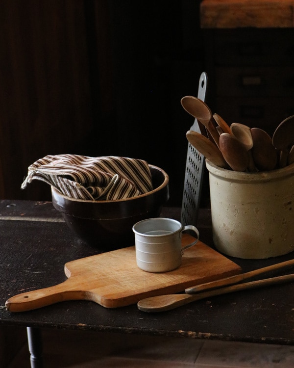 Wooden Cutting Board A | 木製カッティングボード A