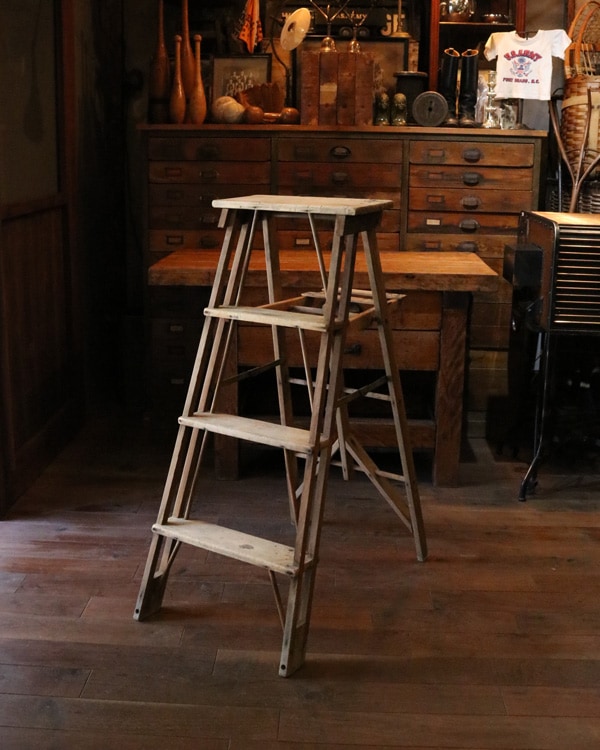 Library Step Ladder｜ライブラリー ステップラダー