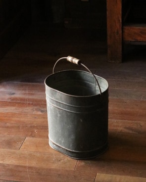 Galvanized Bucket B�å֥ꥭ�ΥХ��� B