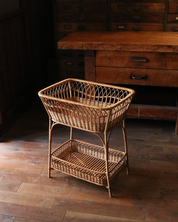 Rattan Stand Basket｜ラタン 脱衣かごスタンドタイプ STB-31