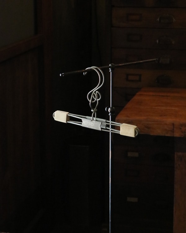 "PRES-TO-LOK" Trouser Hanger｜"PRES-TO-LOK"トラウザーハンガー