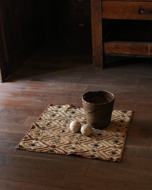 African Textile Kuba Fabric H｜アフリカンテキスタイル クバ布（草ビロード） H