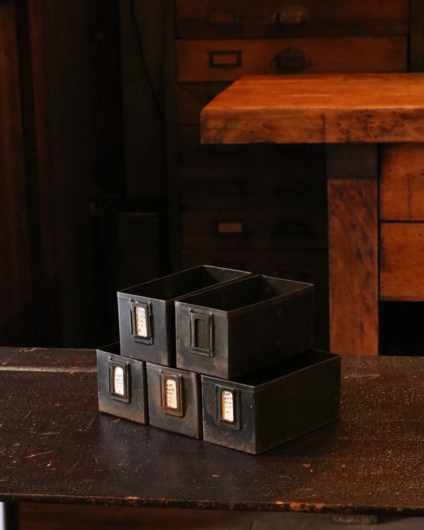 Small Tin set of 5｜5個セットのブリキの小物入れ