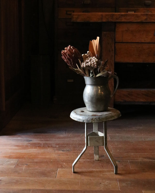 Early Milking Stool|アーリーミルキングスツール