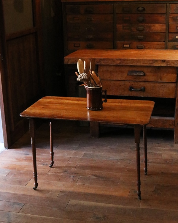左右折りたたみ式ソーイングテーブル Folding Sewing Table B｜ソーイングテーブル B