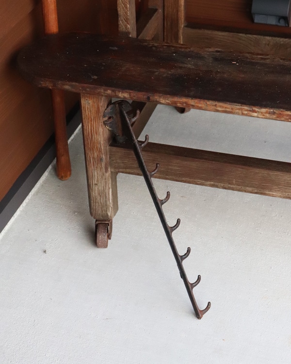 Early cast Iron Wall Hook B ｜アーリーキャストアイアンウォールフック B