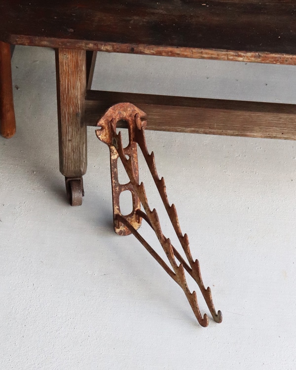 Early cast Iron Wall Hook C｜アーリーキャストアイアンウォールフック C