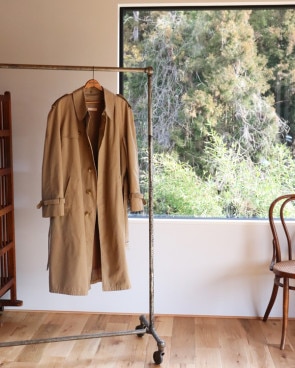 Vintage 80s Tan BROOKS BROTHERS Trench Coat (M)