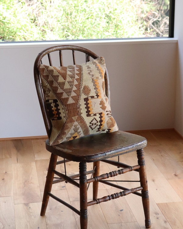 Old Kilim Cushion 40-L｜オールドキリムクッション 40-L