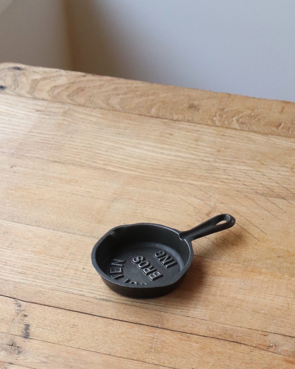 Advertising Castiron Skillet B|アドバタイジングスキレット B