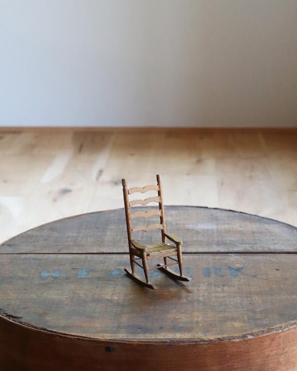 Miniature Rocking Doll Chair C｜ミニチュアロッキングドールチェア C