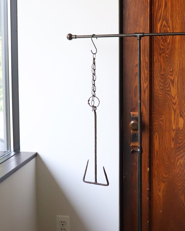 Hand Forged Hook w/chain A ｜ハンドフォージ チェーンフック A