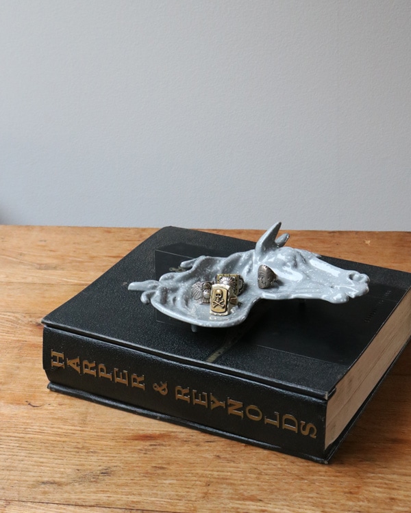 Cast Iron Enamelware Horse Head Tray｜ホースモチーフのトレー