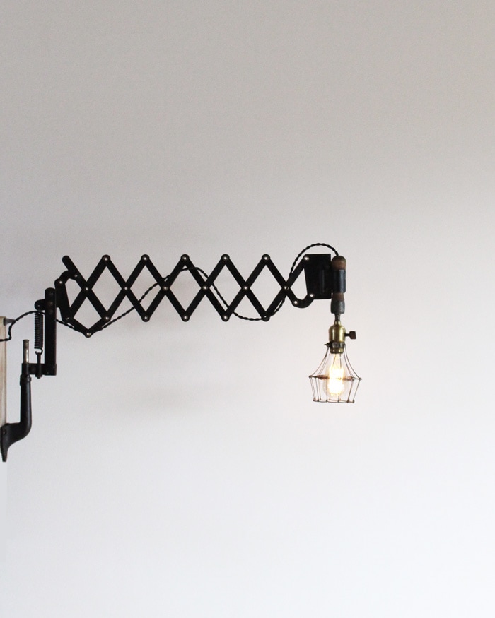 Repurposed "AMERICAN ELECTRIC Co."Extensible Arm Bracket w/Trouble Light｜"AMERICAN ELECTRIC Co."エクステンシブ ライト