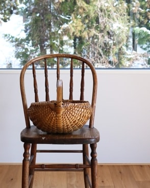 Early Oak Splint Gathering Basket w/Bent Wood HandleåǺΥץȥ㥶󥰥Хå