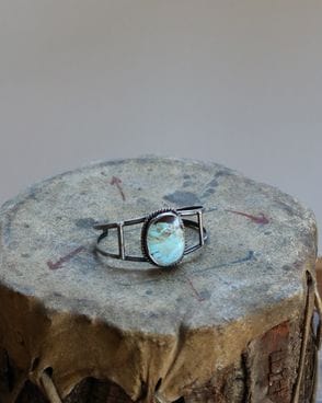 きやま　ナバホ 1930's  バングル　グリーンターコイズ バングル、ブレスレットナバホ石物のナバホ ビンテージスタイル