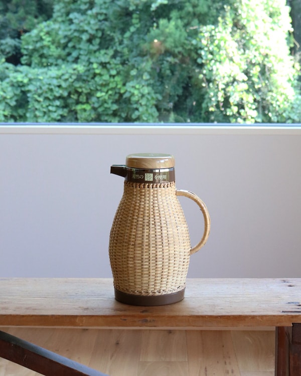 "ZOJIRUSHI" Rattan Pot｜"象印" 籐製 卓上ポット RTP-018