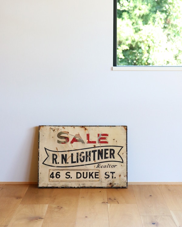 "R.N.LIGHTNER" Sign Board｜"R.N.LIGHTNER" サインボード