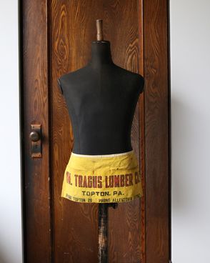 "WM.TRAGUS LUMBER CO." Waist Apron"WM.TRAGUS LUMBER CO." ȥץ