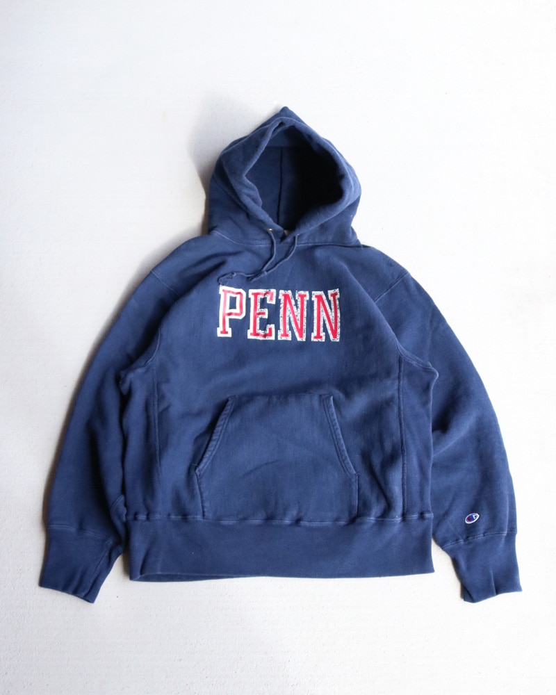 Vintage 80s Navy CHAMPION Reverse Weave Hoodie "PENN"(L)