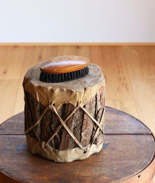 Wooden Shoe Brush with Navajo-Style Inlay Design�åʥХ�Ĵ����쥤���� ���åɥ��塼�֥饷
