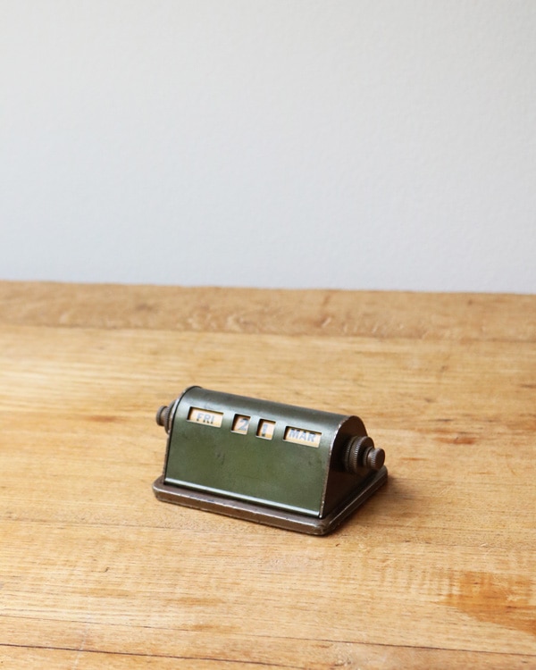 Desk Top Calendar｜デスクトップカレンダー
