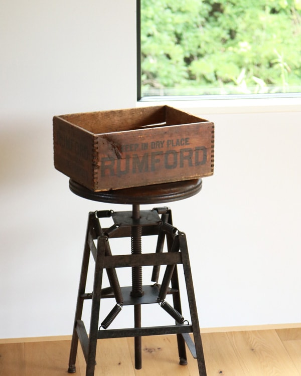 ANTIQUE
