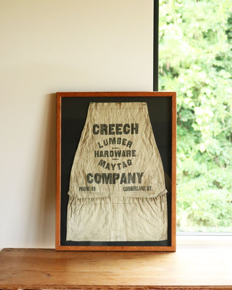 c.1940s "CREECH LUMBER HARDWARE MAYTAG COMPANY" Framed Apron｜1940年代頃 "CREECH LUMBER HARDWARE MAYTAG COMPANY" フレーム入りエプロン