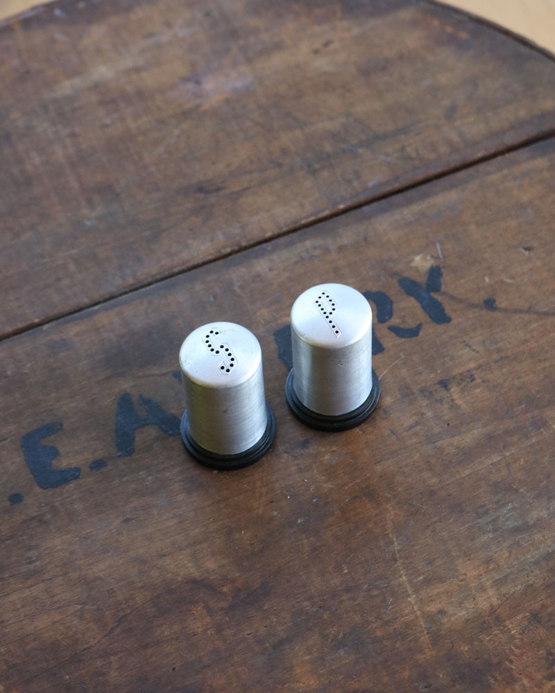 c.1950s Aluminum Salt & Pepper Shakers｜1950年代頃 アルミニウム ソルト＆ペッパー シェーカー