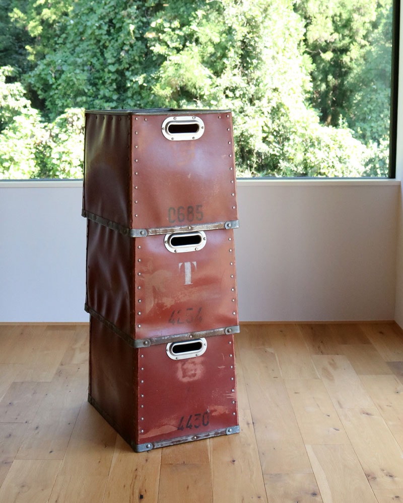 BOX/CRATE