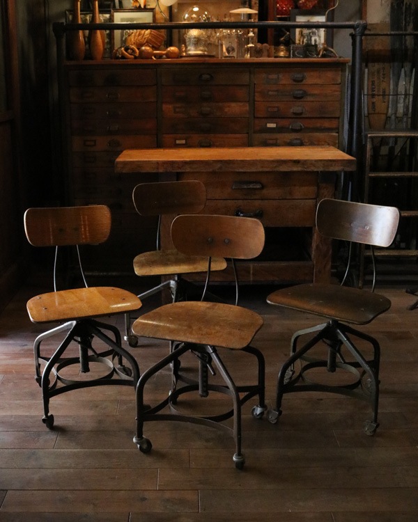 "TOLEDO" Caster Chair / C��"TOLEDO" ���㥹����������