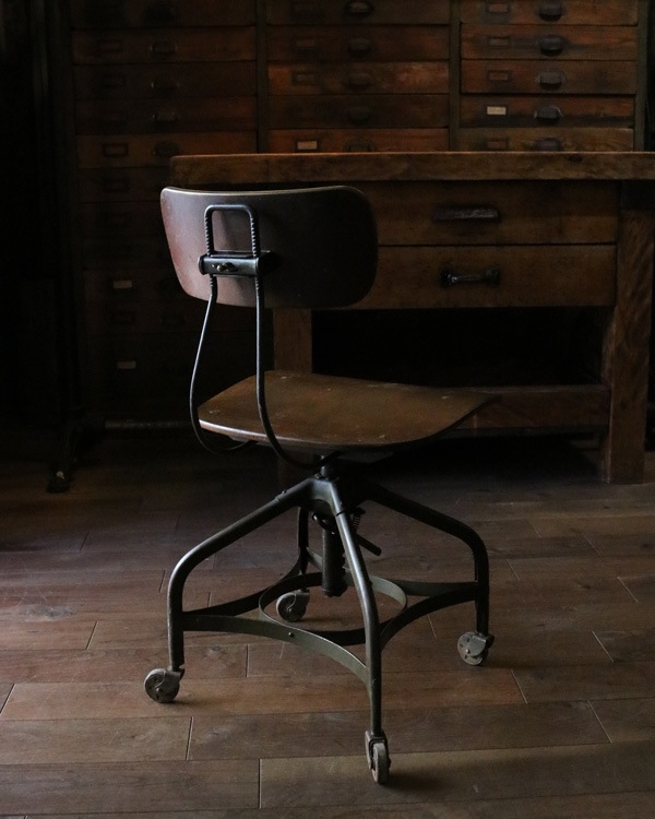 "TOLEDO" Caster Chair / C��"TOLEDO" ���㥹����������