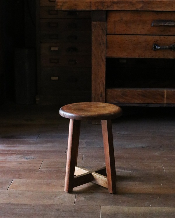 Wooden Round Stool｜木製ラウンドスツール RS-23