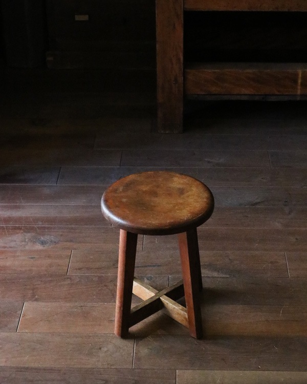 Wooden Round Stool｜木製ラウンドスツール RS-23