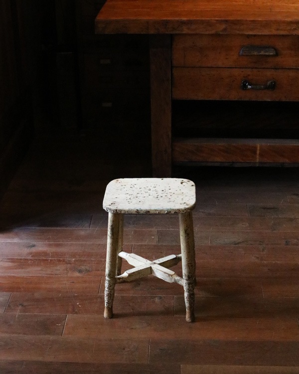 Square Stool White SQ-10�å����������ġ��� �ۥ磻�� SQ-10