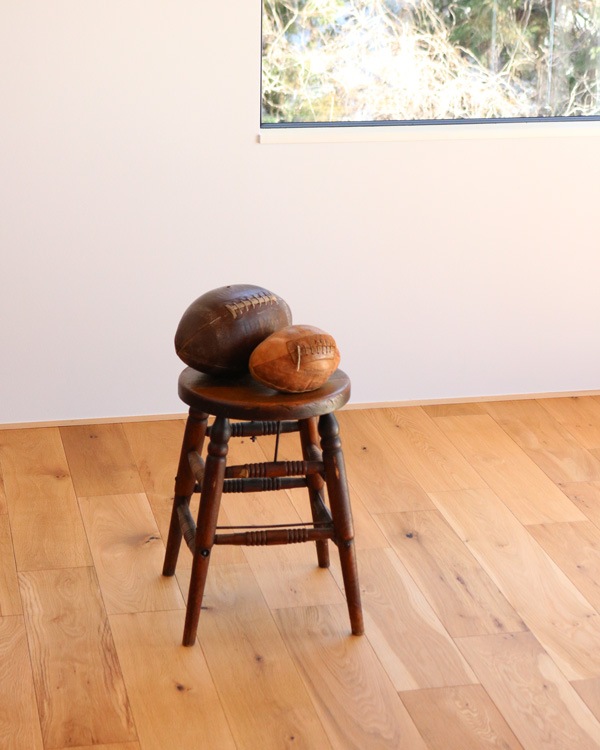 "S.BENT & BROS." Round Stool��"S.BENT & BROS." �饦��ɥ��ġ���
