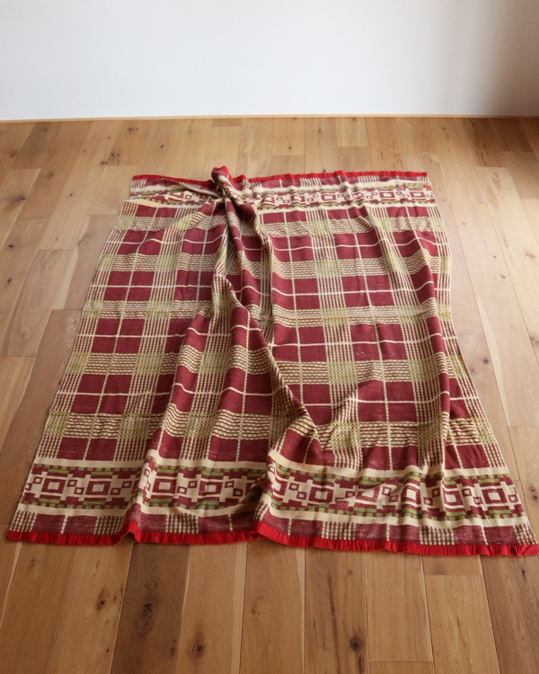 Mid-Century American Cabin Blanket�åߥåɥ������꡼ ����ӥ�֥�󥱥å�