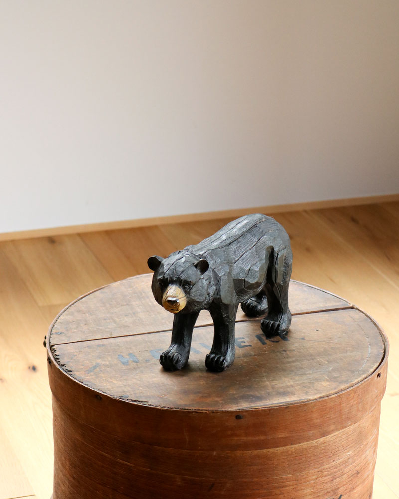 クマ置物 LINE UP WITH BEAR　アメリカ　ビンテージ　アンティーク c.1960s Hand-Carved Wooden Black Bear｜1960年代頃 ハンドカービング